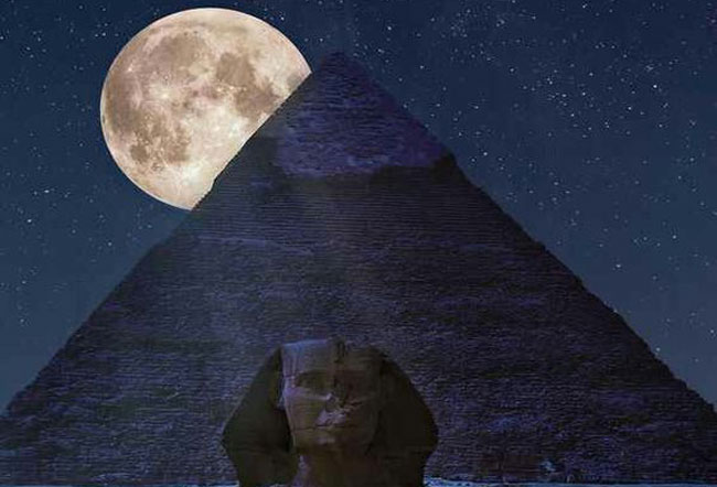  Moon Egypt Pyramids 
