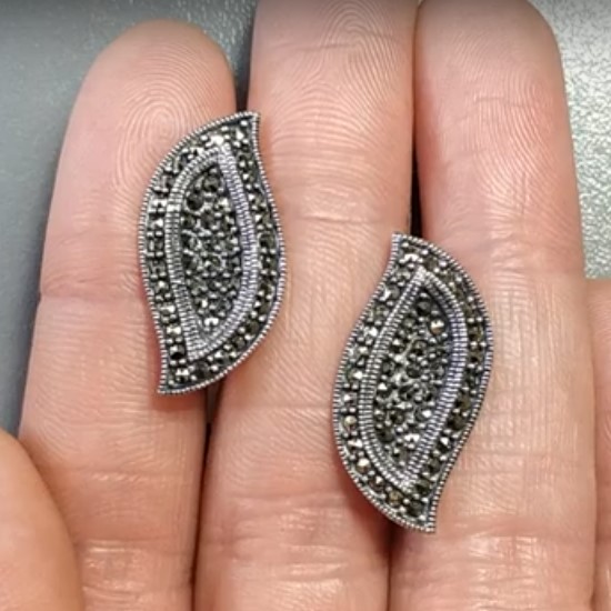 Серьги 'Листочек' с марказитами