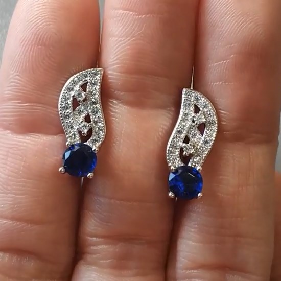 Серьги с фианитами